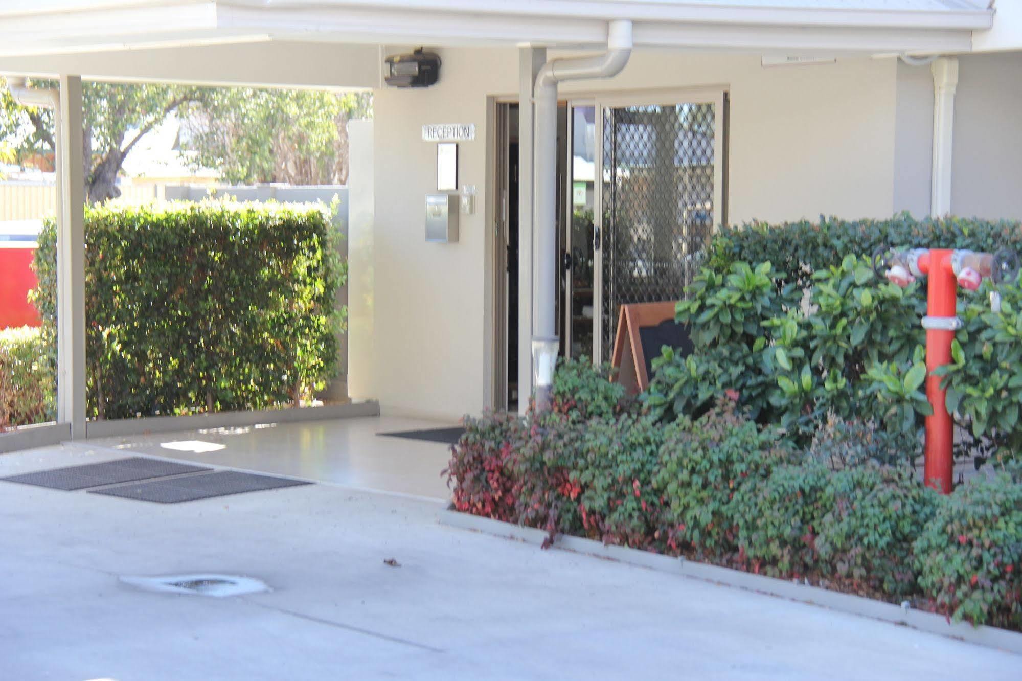 Chinchilla Downtown Motor Inn Exterior photo